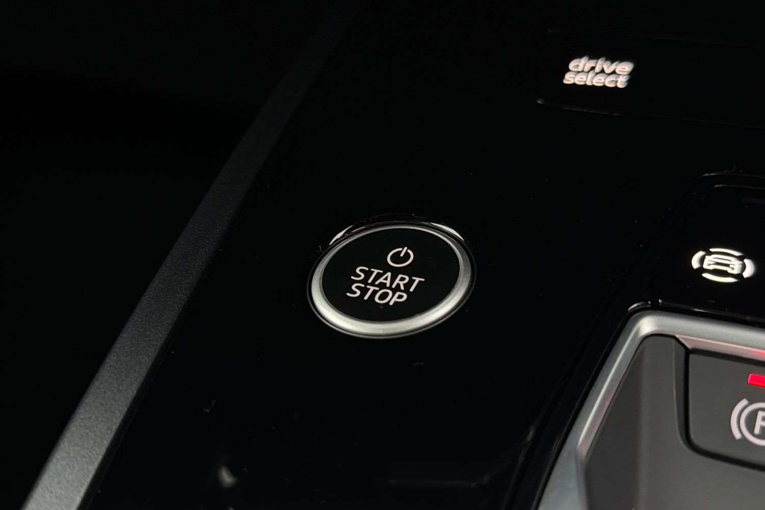 Used Audi Q4 e-tron 2025 for sale - 76401412: Photo 29