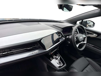 Used Audi Q4 e-tron 2025 for sale - 76401412: Photo