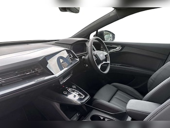 Used Audi Q4 e-tron 2026 for sale - 79035594: Photo
