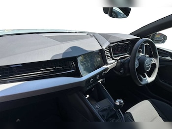 Used Audi A1 2025 for sale - 76015991: Photo 2
