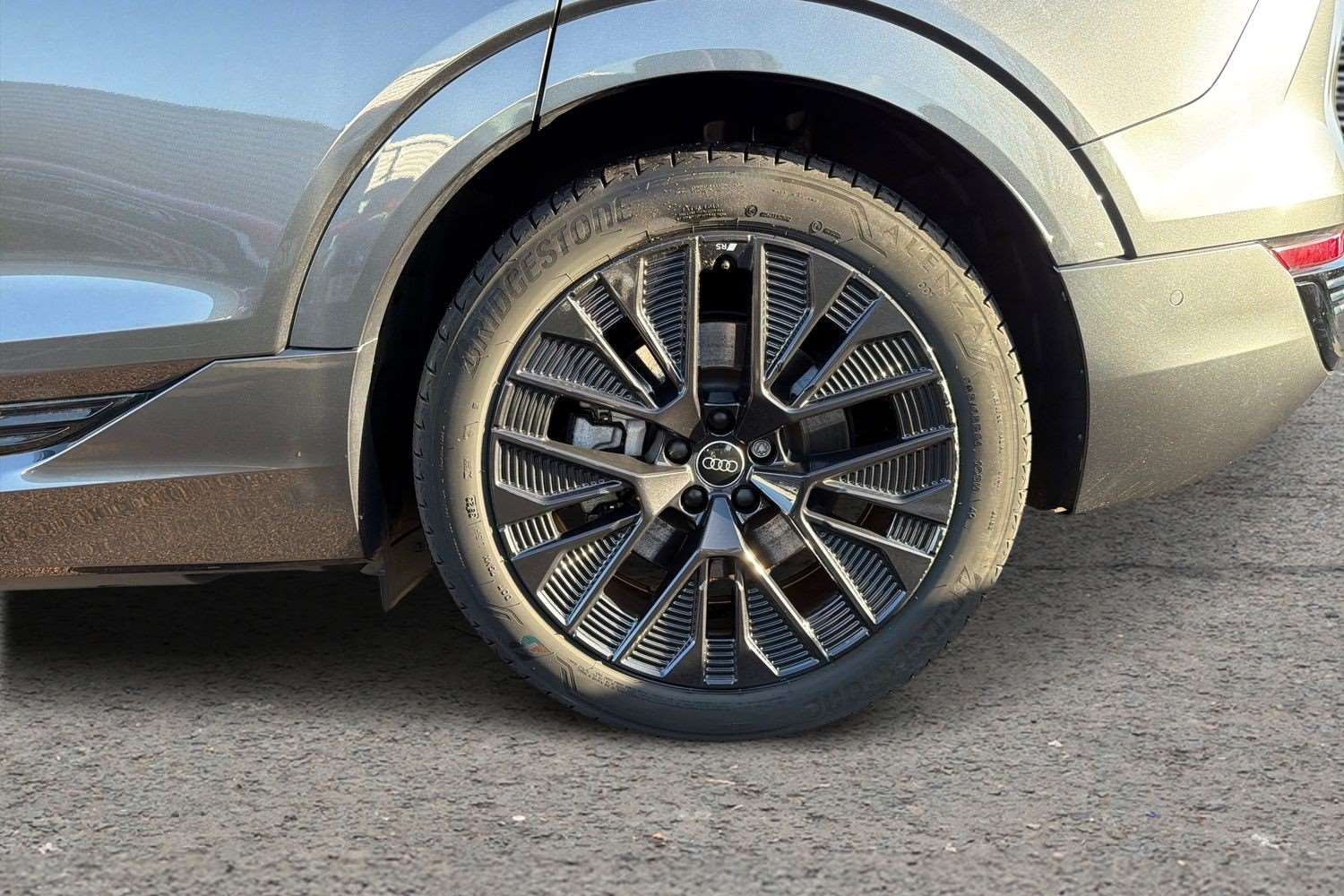 Used Audi Q8 2024 for sale - 76789436: Photo 10