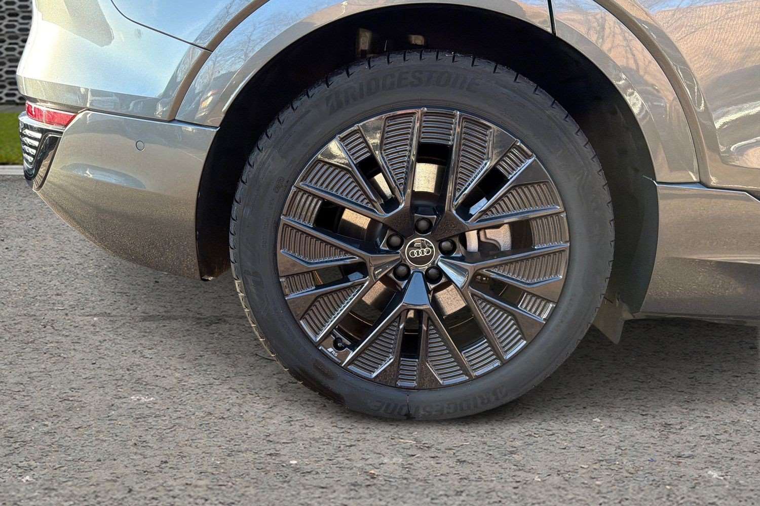 Used Audi Q8 2024 for sale - 76789436: Photo 11