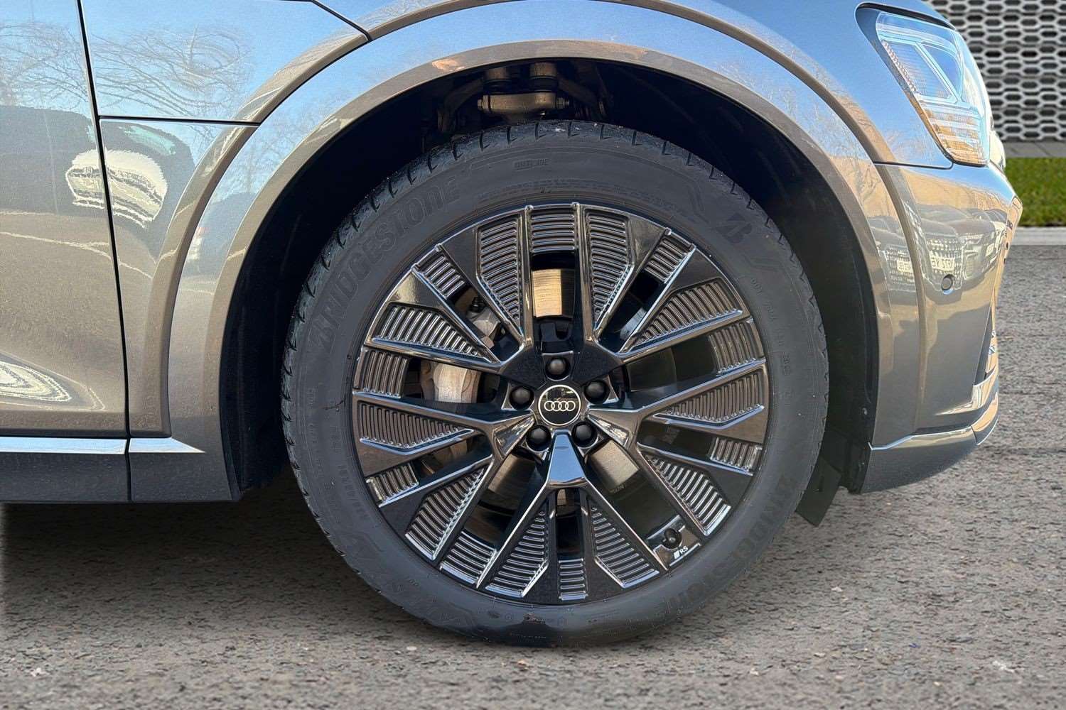 Used Audi Q8 2024 for sale - 76789436: Photo 5