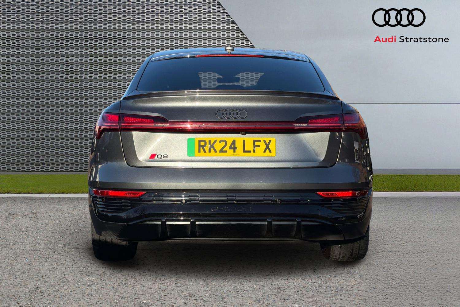 Used Audi Q8 2024 for sale - 76789436: Photo 7