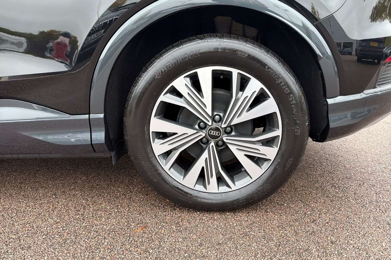 Used Audi Q4 e-tron 2025 for sale - 77540616: Photo 10