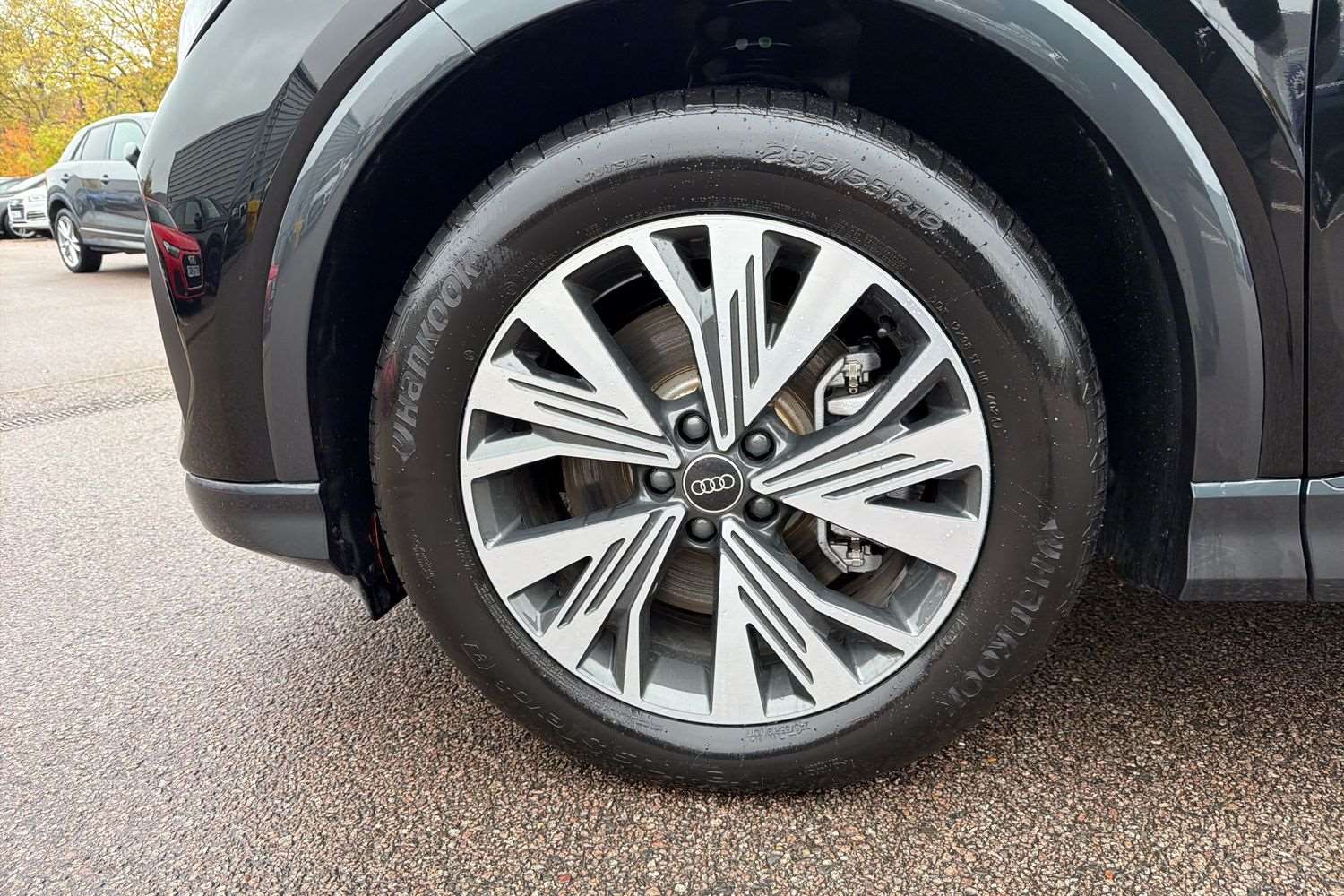 Used Audi Q4 e-tron 2025 for sale - 77540616: Photo 9