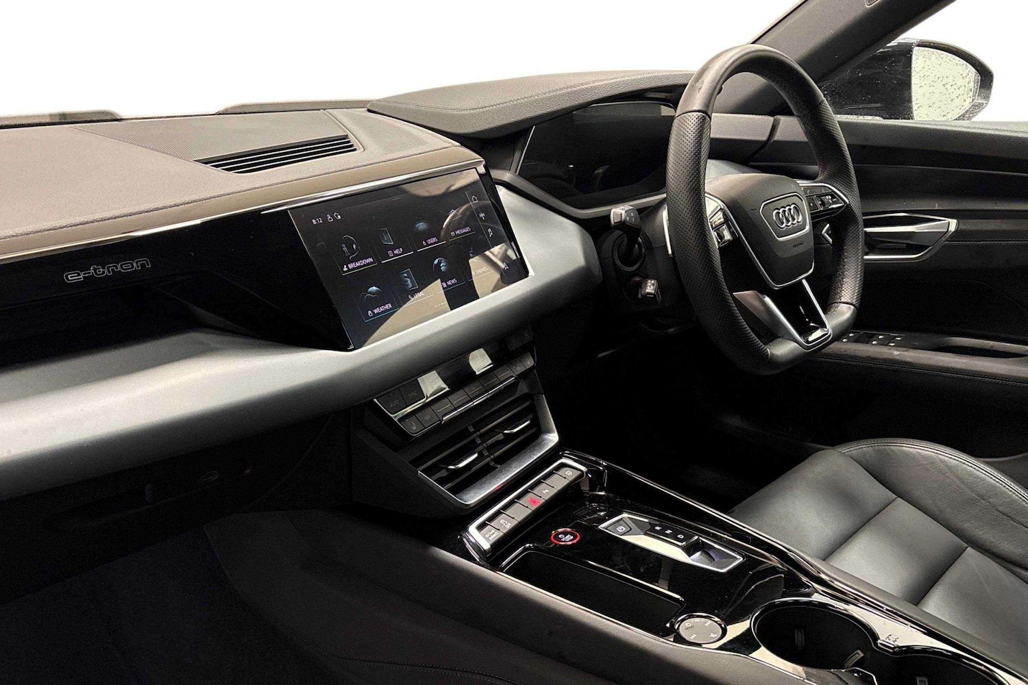 Used Audi e-tron GT 2022 for sale - 77772211: Photo 2