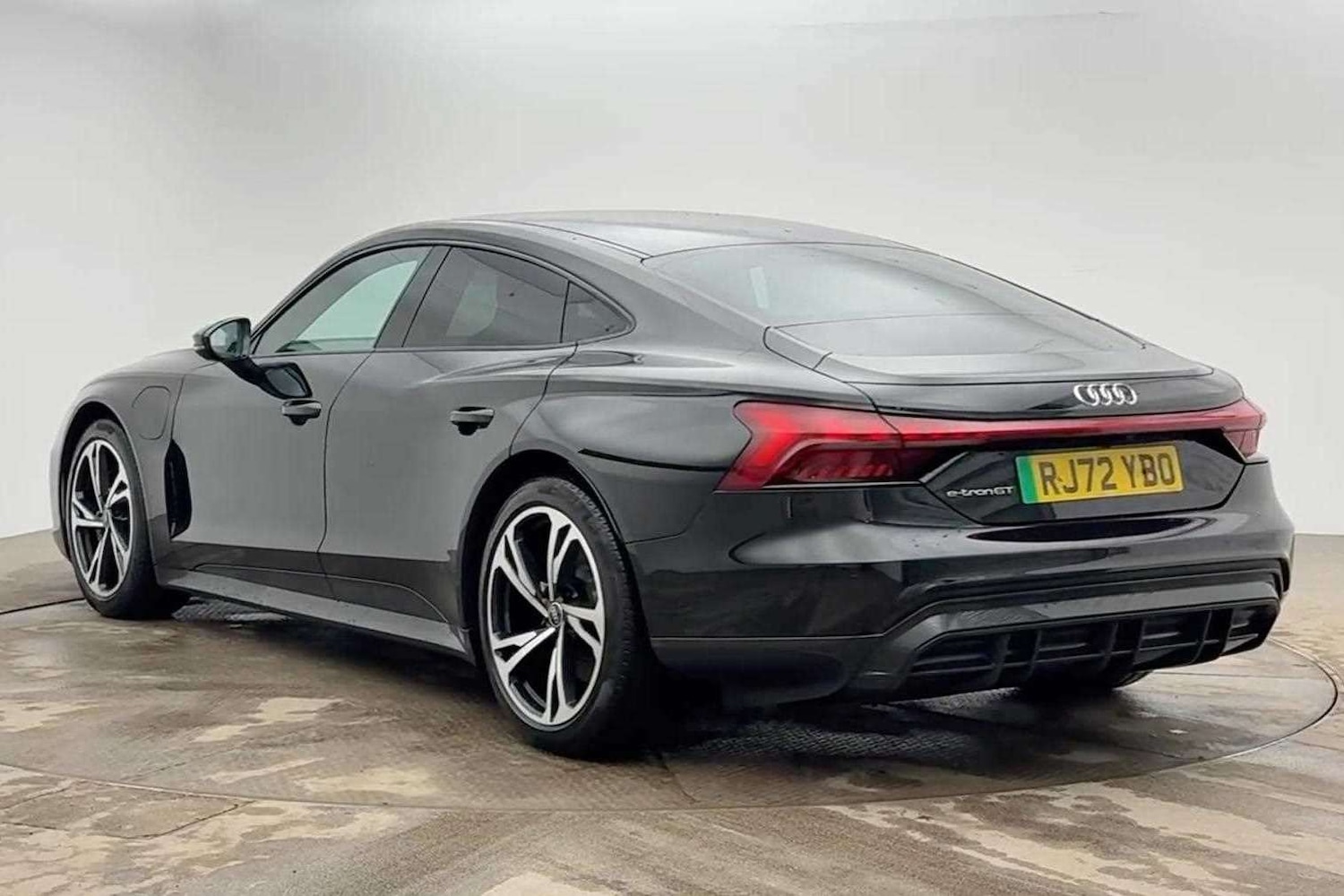 Used Audi e-tron GT 2022 for sale - 77772211: Photo 3