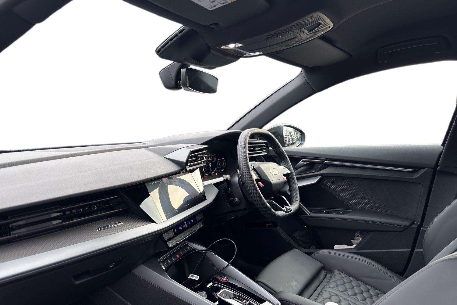 Used Audi RS3 2025 for sale - 77361349: Photo 2