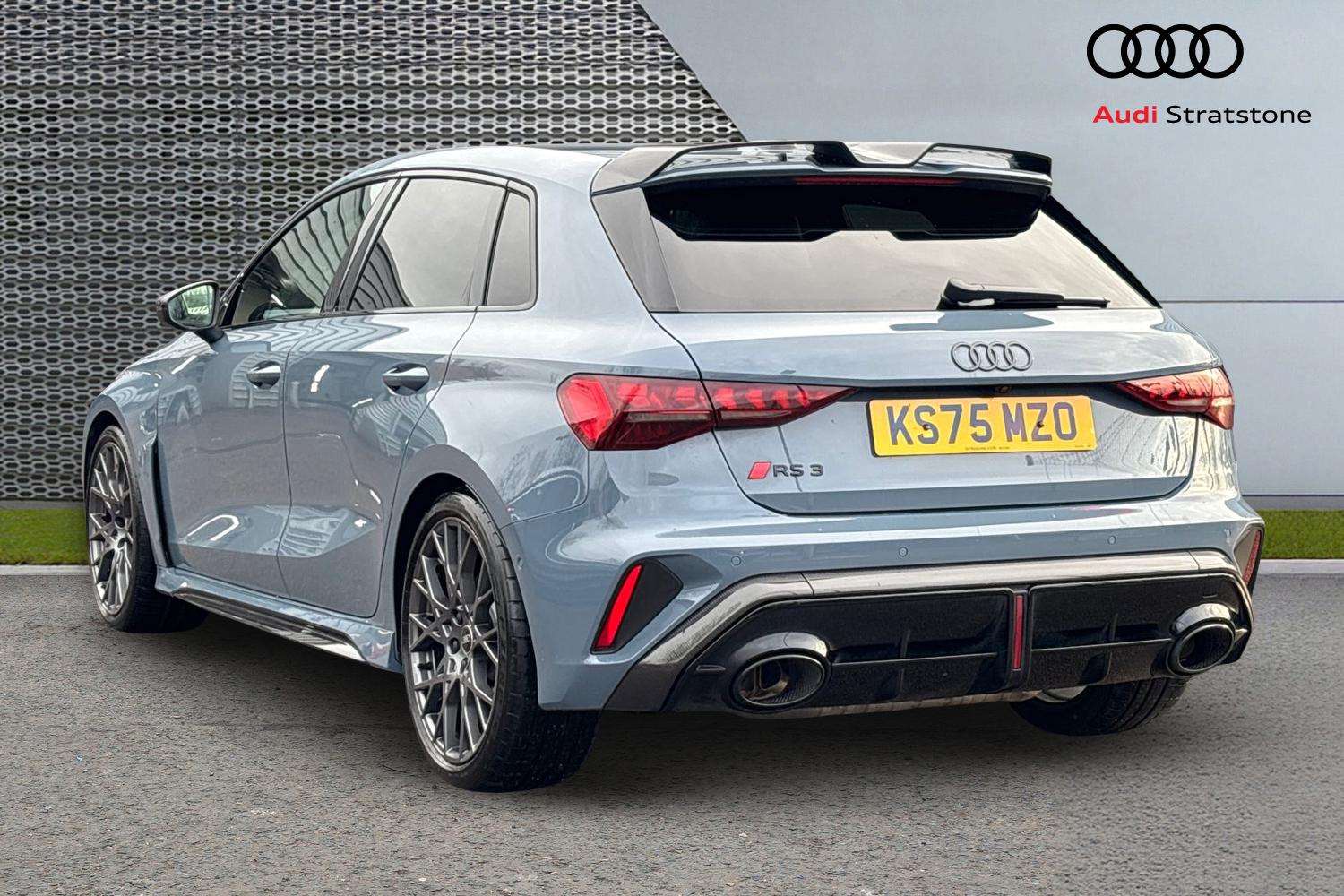 Used Audi RS3 2025 for sale - 77361349: Photo 3