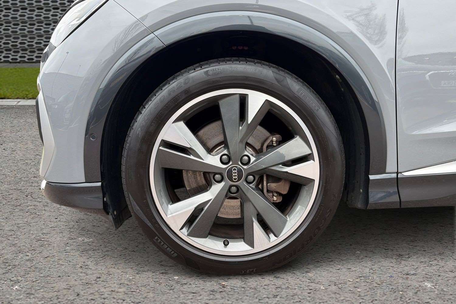 Used Audi Q4 e-tron 2024 for sale - 78161340: Photo 9