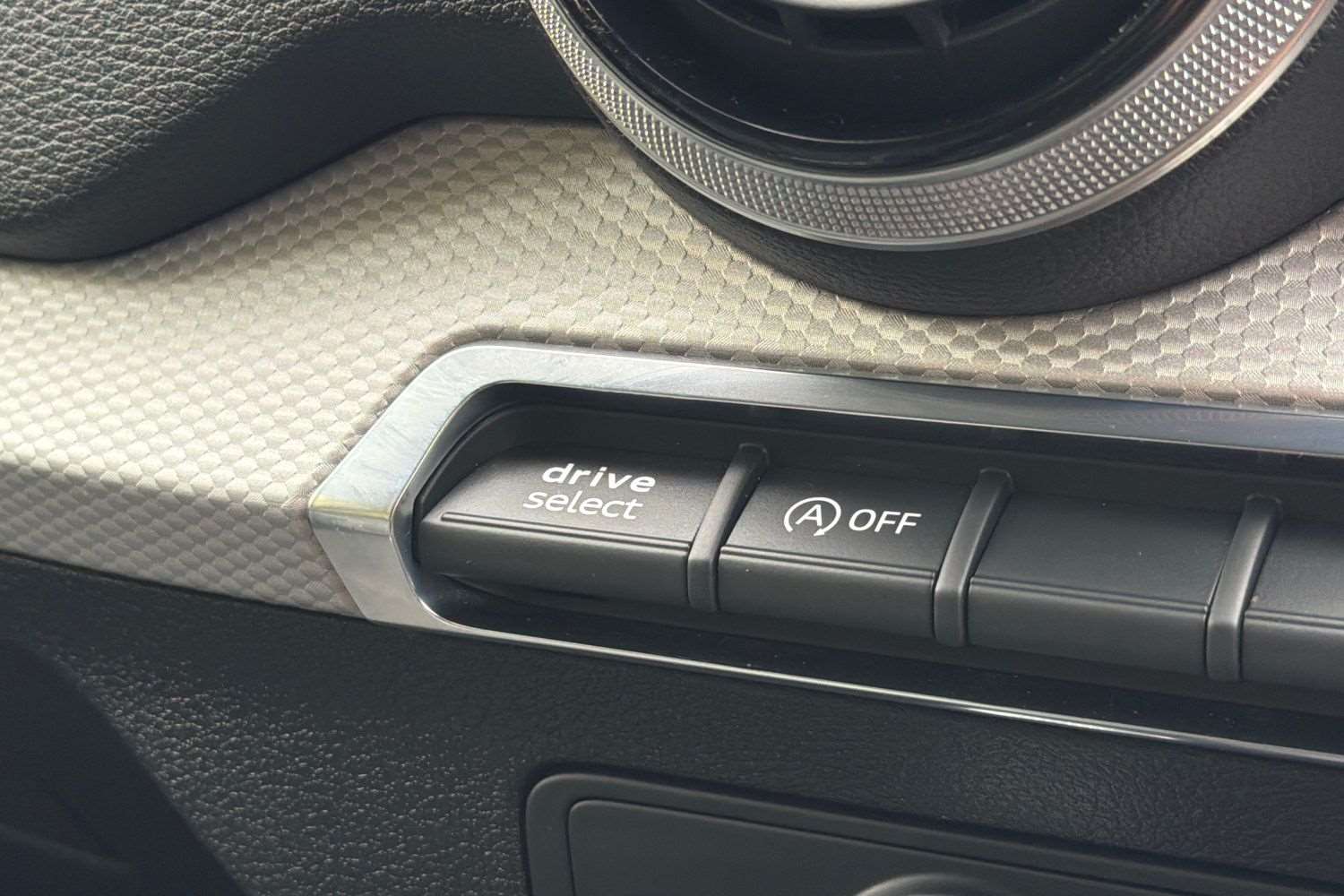 Used Audi Q2 2021 for sale - 76141558: Photo 30