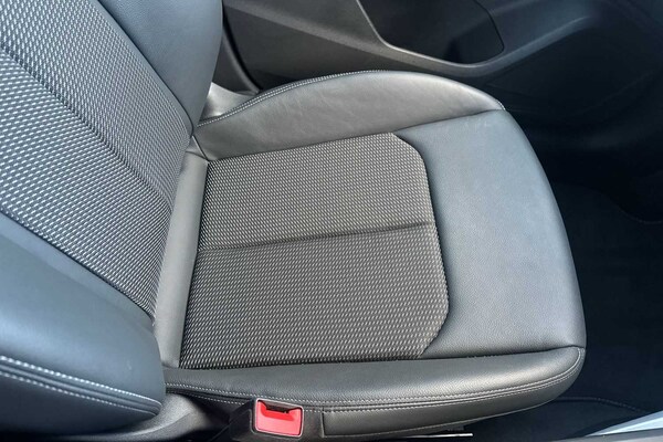 Used Audi Q2 2024 for sale - 74716463: Photo 15