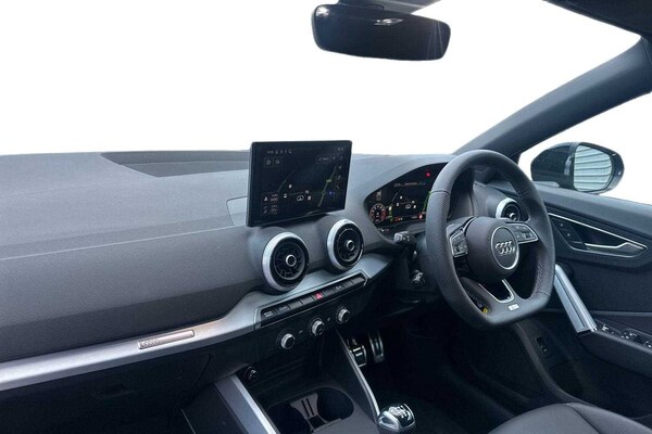 Used Audi Q2 2024 for sale - 74716463: Photo 2