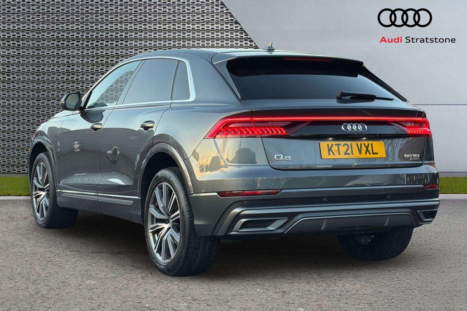 Used Audi Q8 2021 for sale - 77194425: Photo 3