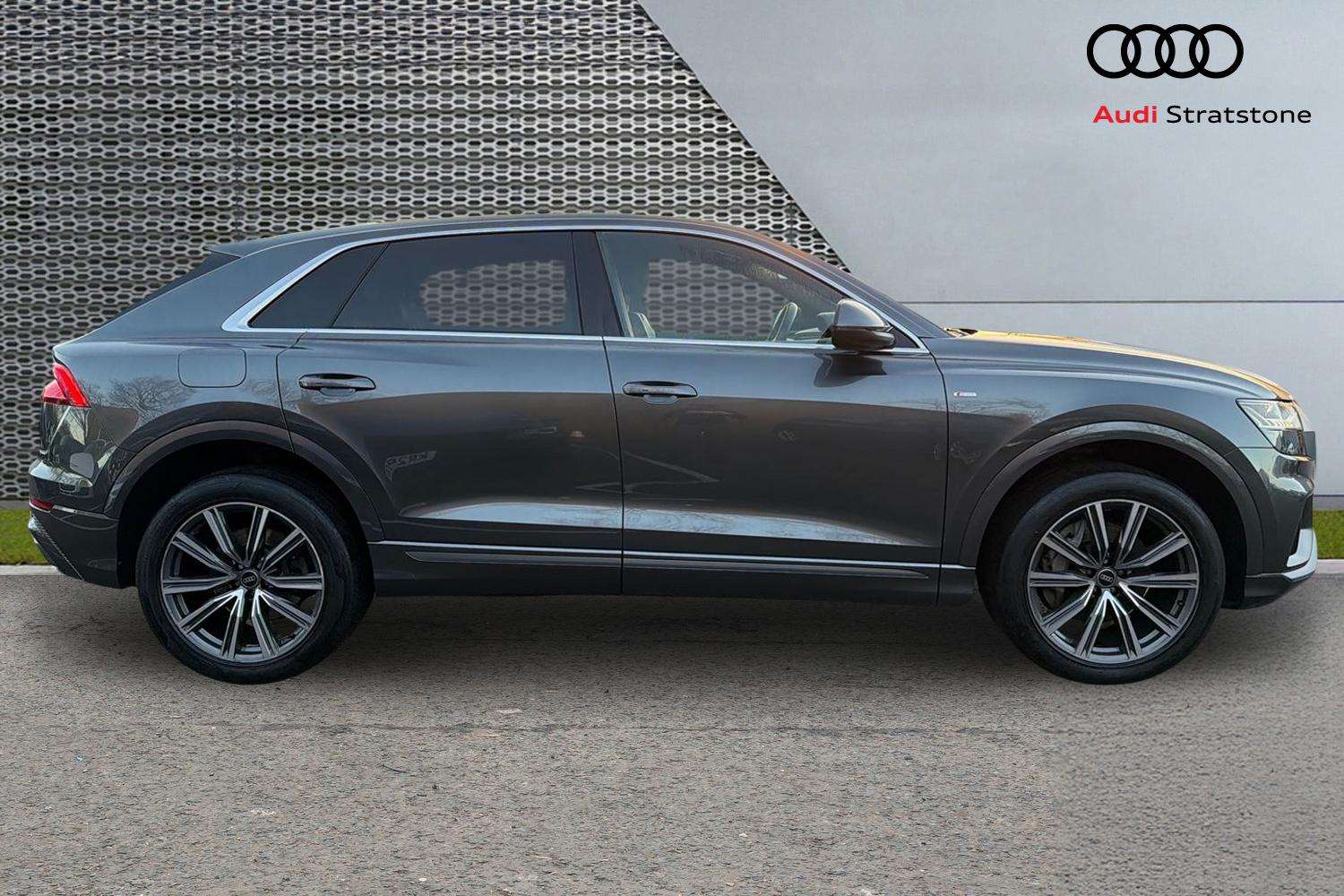 Used Audi Q8 2021 for sale - 77194425: Photo 4