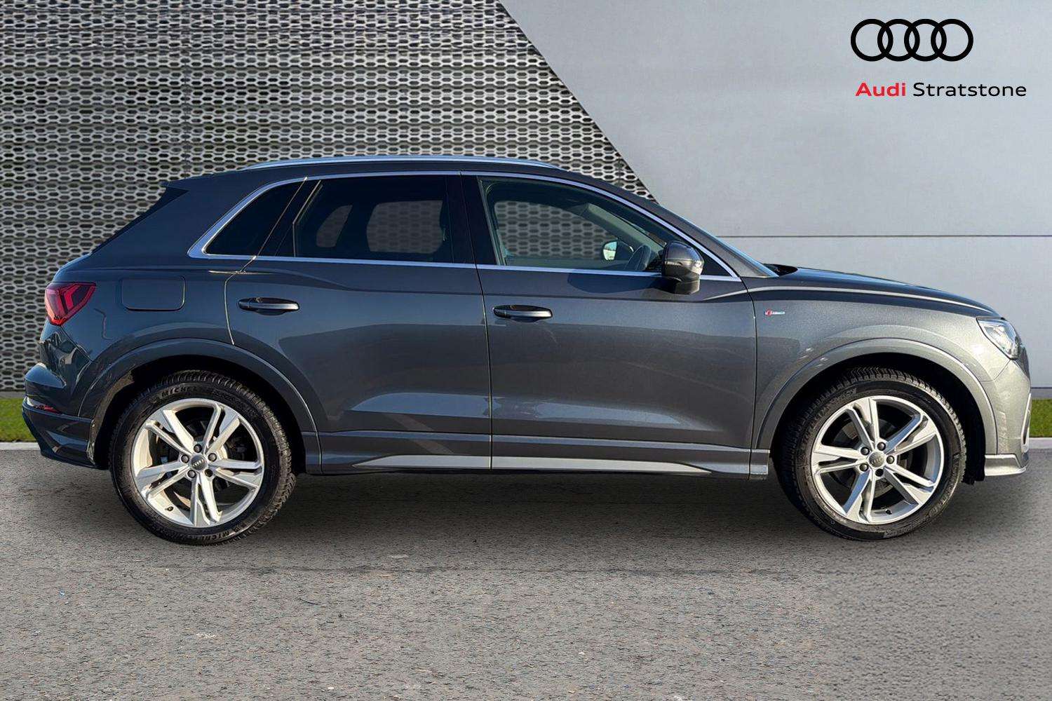 Used Audi Q3 2019 for sale - 76789344: Photo 4