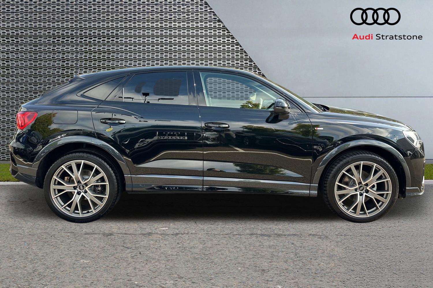 Used Audi Q3 2025 for sale - 76016203: Photo 4