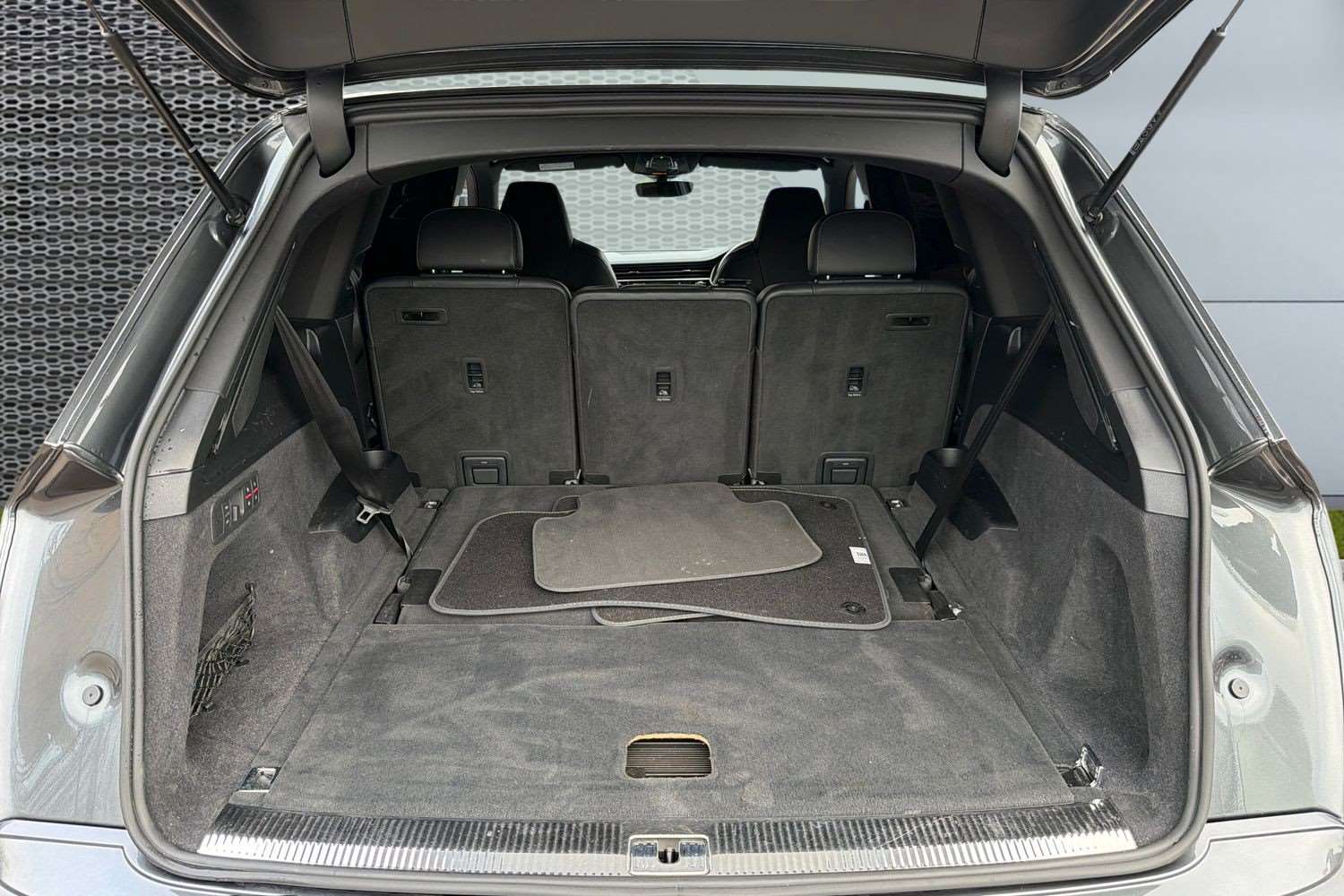 Used Audi Q7 2022 for sale - 78037457: Photo 13