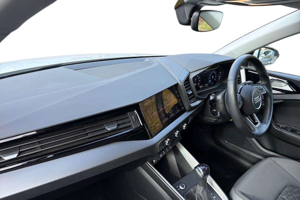 Used Audi A1 2023 for sale - 76298383: Photo 2