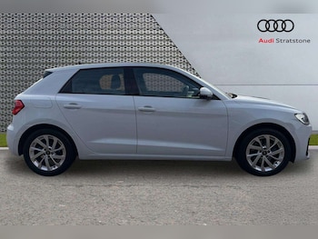 Used Audi A1 2023 for sale - 76298383: Photo 4