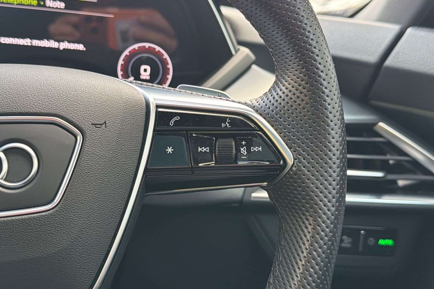 Used Audi e-tron GT 2022 for sale - 76141699: Photo 17
