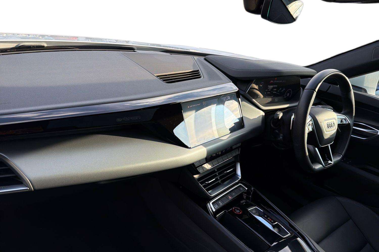 Used Audi e-tron GT 2022 for sale - 76141699: Photo 2