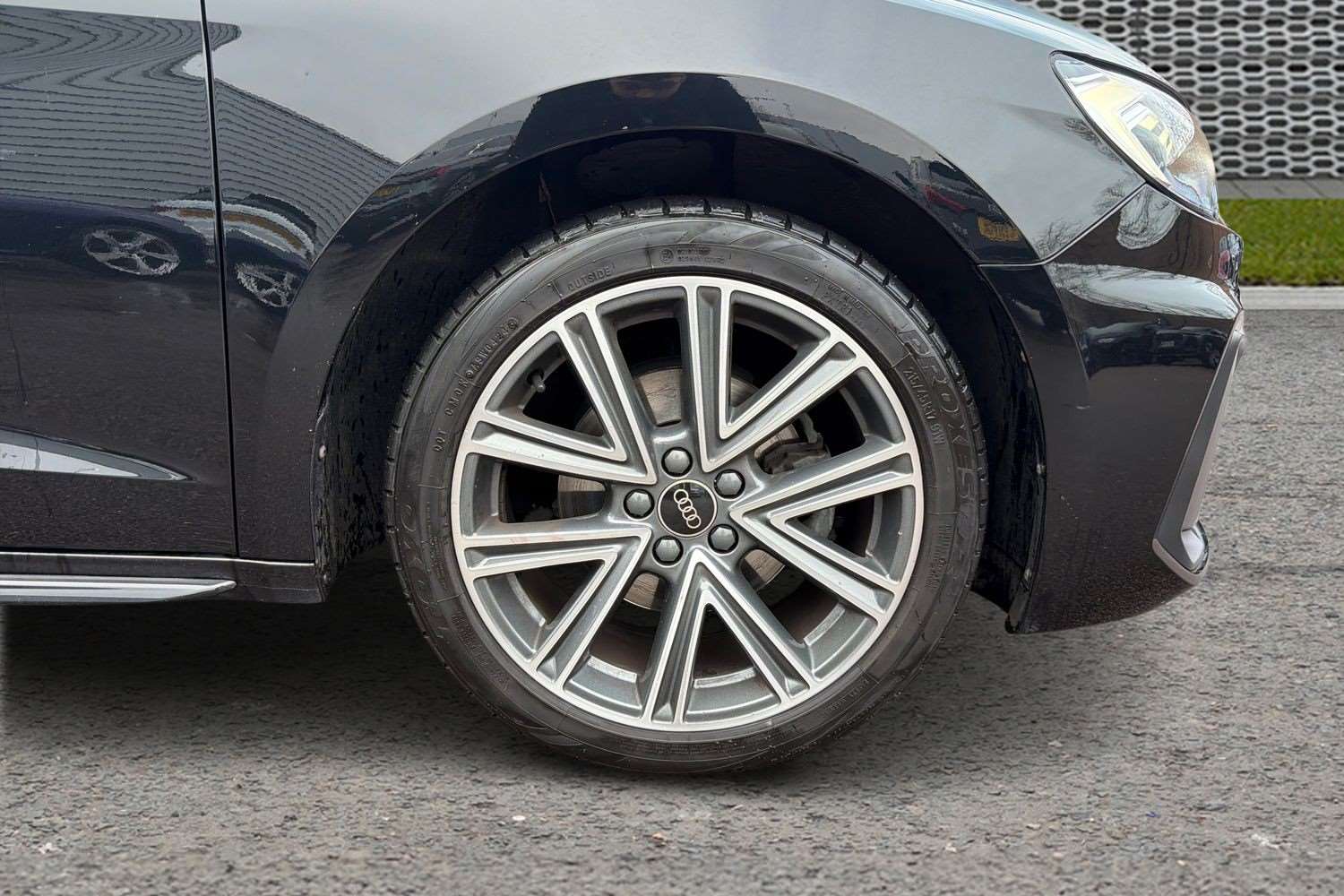 Used Audi A1 for sale - 77480641: Photo 5