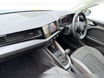 Used Audi A1 2023 for sale - 76156293: Photo 2