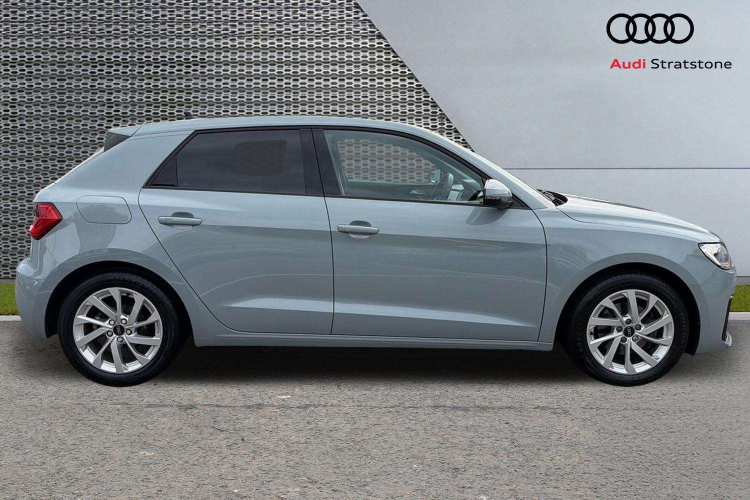 Used Audi A1 2023 for sale - 76156293: Photo 4
