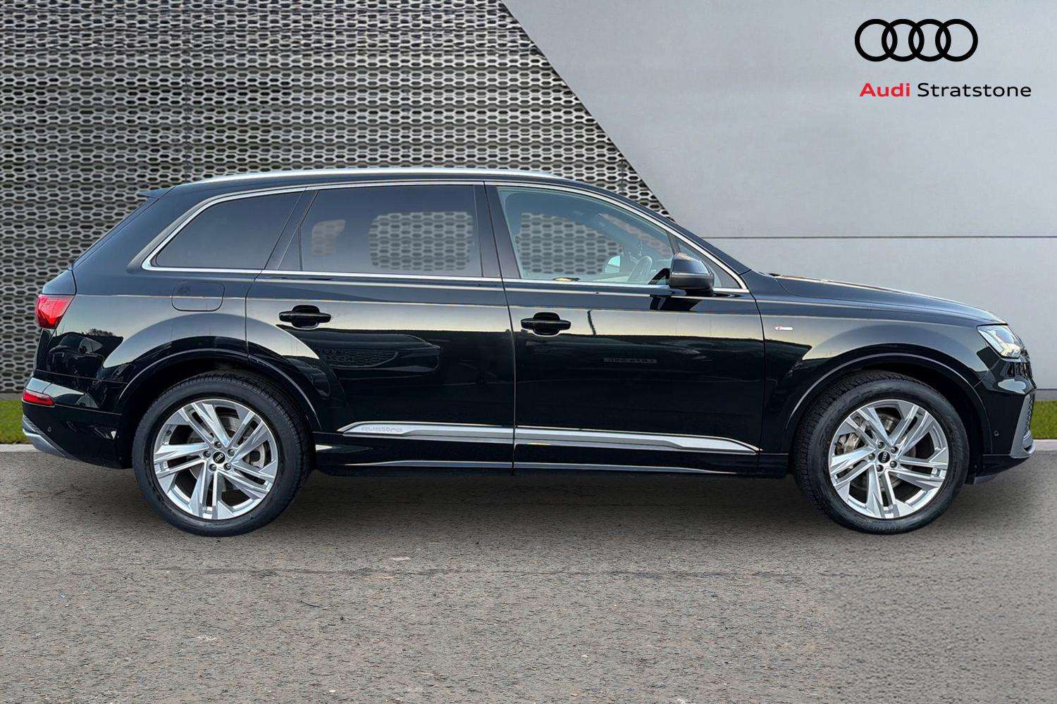 Used Audi Q7 2021 for sale - 76804809: Photo 4