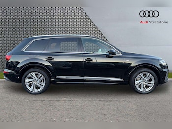 Used Audi Q7 2021 for sale - 76804809: Photo