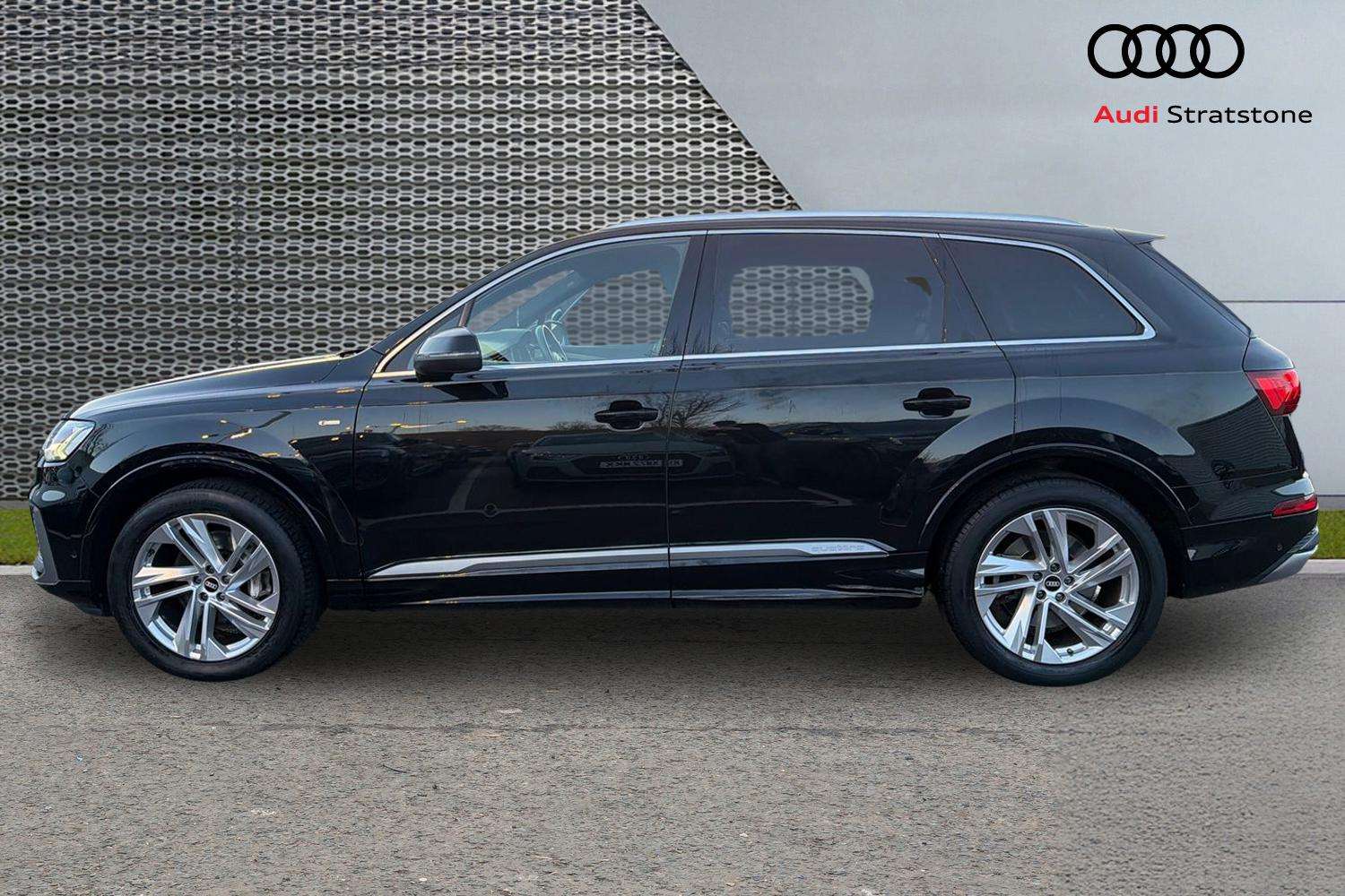 Used Audi Q7 2021 for sale - 76804809: Photo 8