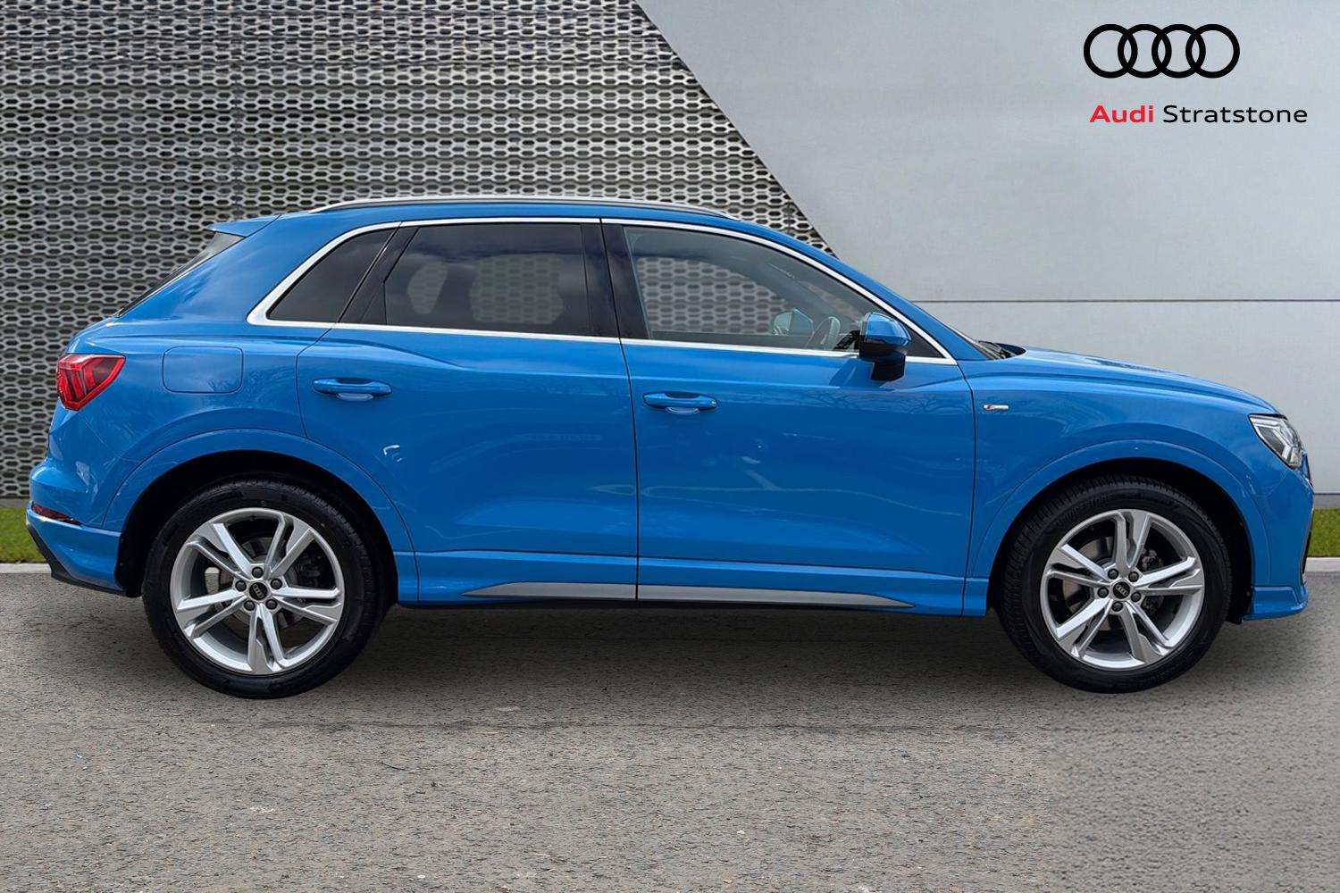 Used Audi Q3 2023 for sale - 78129771: Photo 4