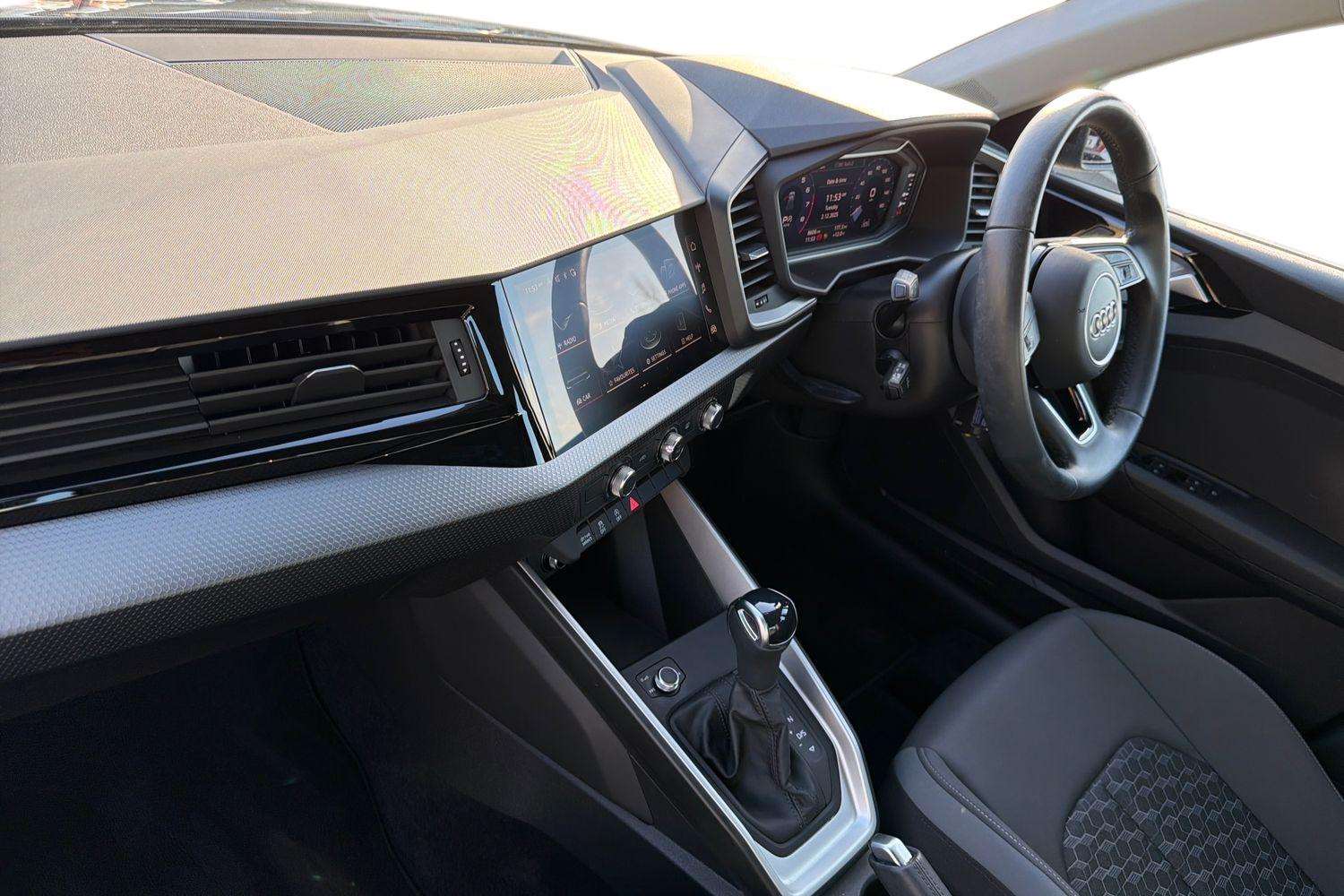 Used Audi A1 2024 for sale - 76804991: Photo 2