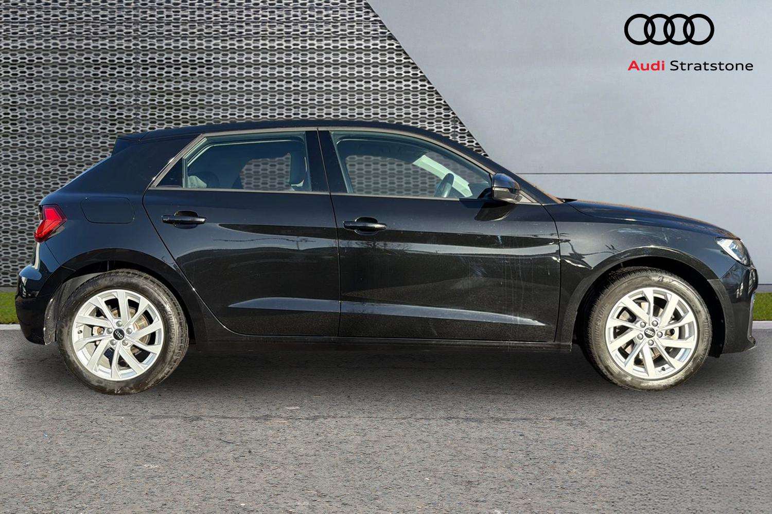 Used Audi A1 2024 for sale - 76804991: Photo 4