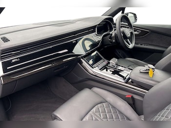 Used Audi Q7 2025 for sale - 76827610: Photo
