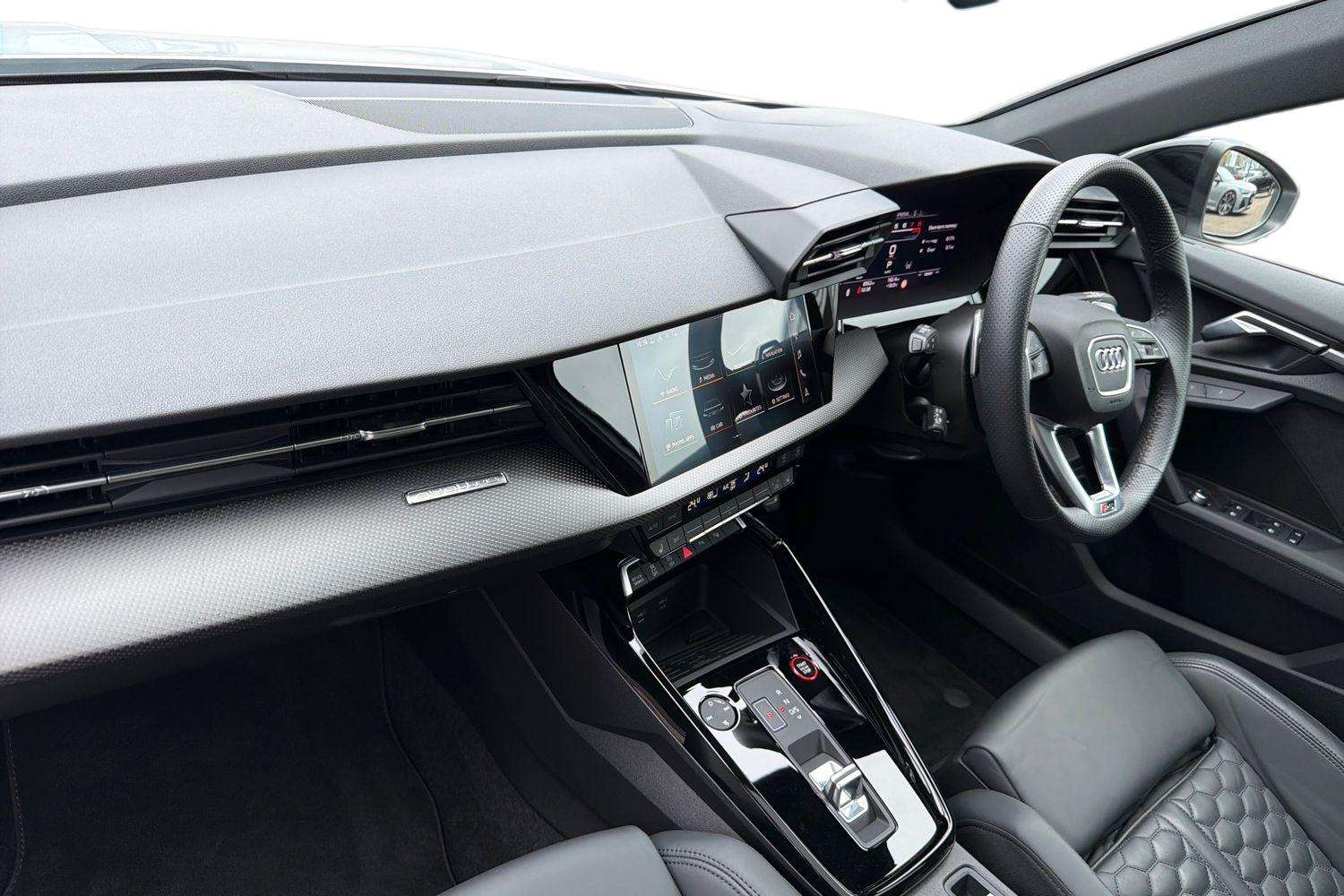 Used Audi RS3 for sale - 78129734: Photo 2