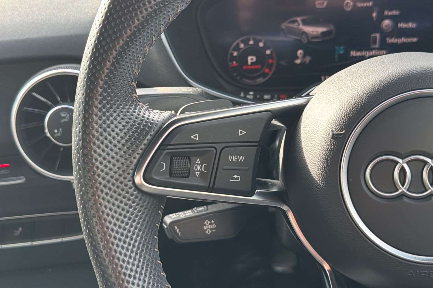 Used Audi TT 2021 for sale - 76460102: Photo 16