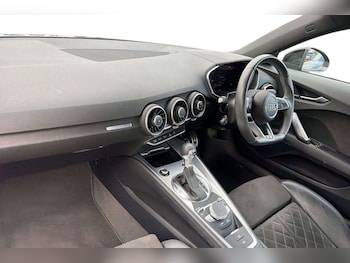 Used Audi TT 2021 for sale - 76460102: Photo