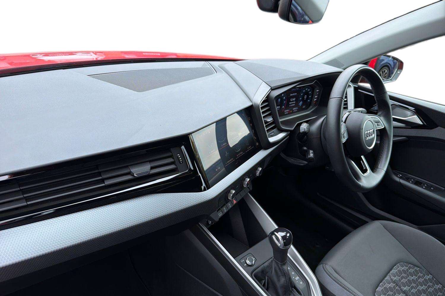 Used Audi A1 2023 for sale - 76156294: Photo 2