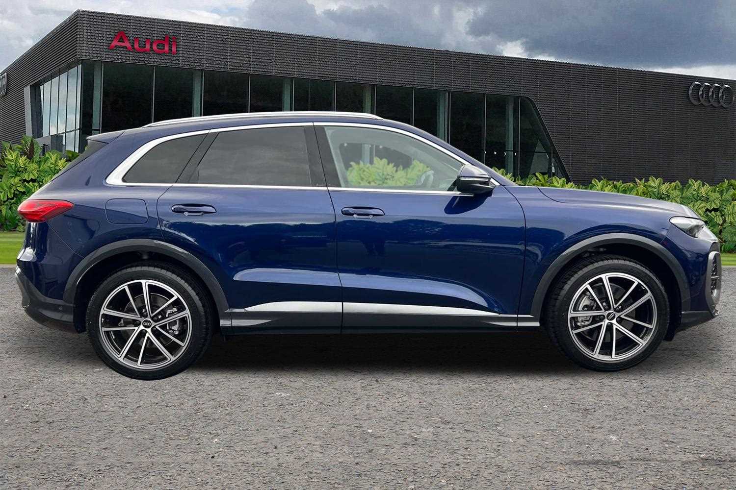 Used Audi Q5 2025 for sale - 76373829: Photo 4