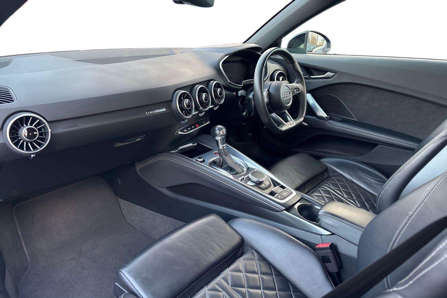 Used Audi TT 2020 for sale - 77178954: Photo 2