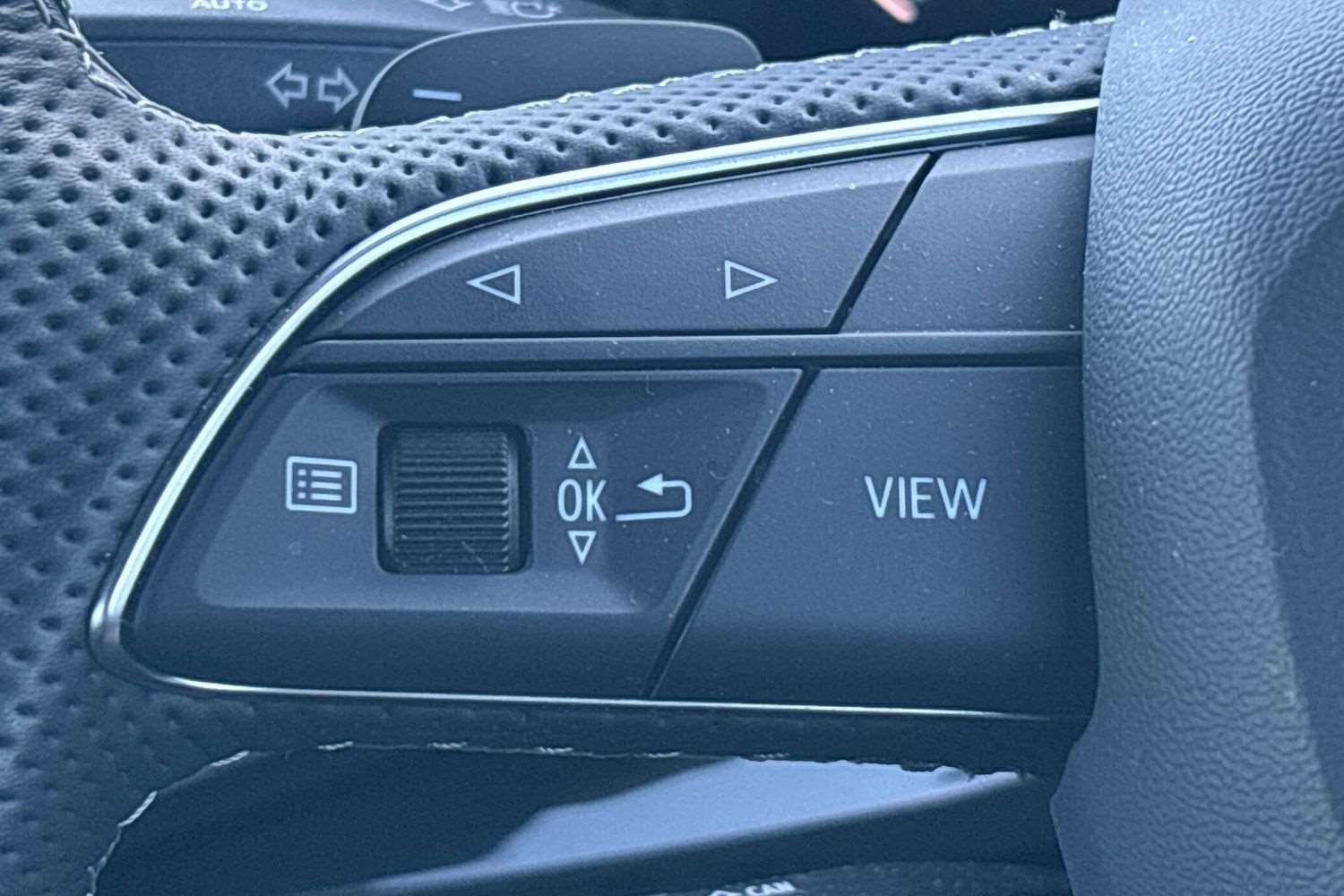 Used Audi Q8 2025 for sale - 76842851: Photo 16