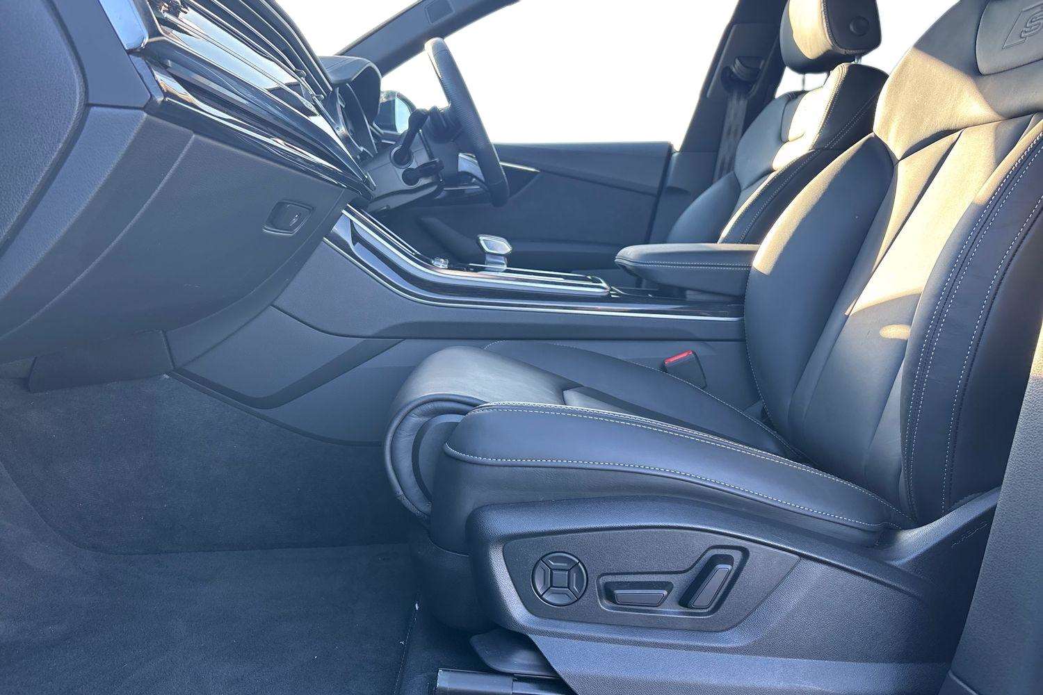 Used Audi Q8 2025 for sale - 76842851: Photo 21