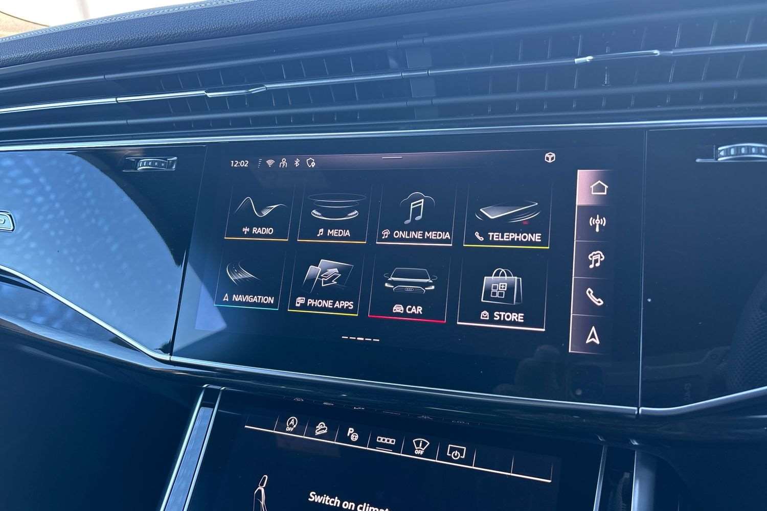 Used Audi Q8 2025 for sale - 76842851: Photo 27