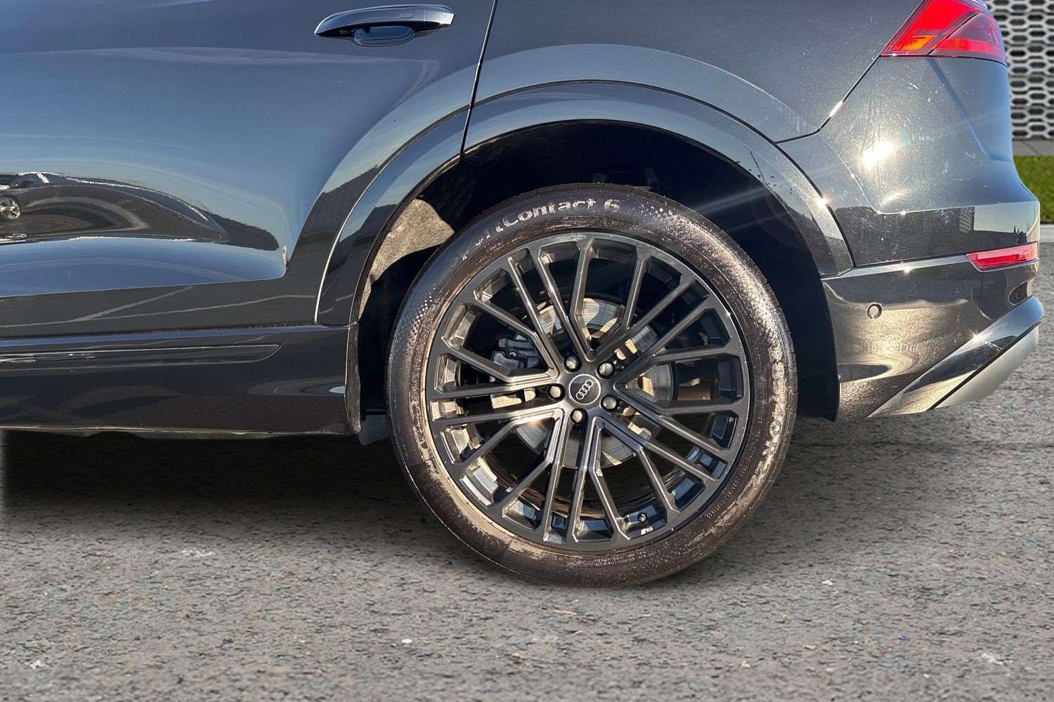 Used Audi Q8 2025 for sale - 76842851: Photo 5