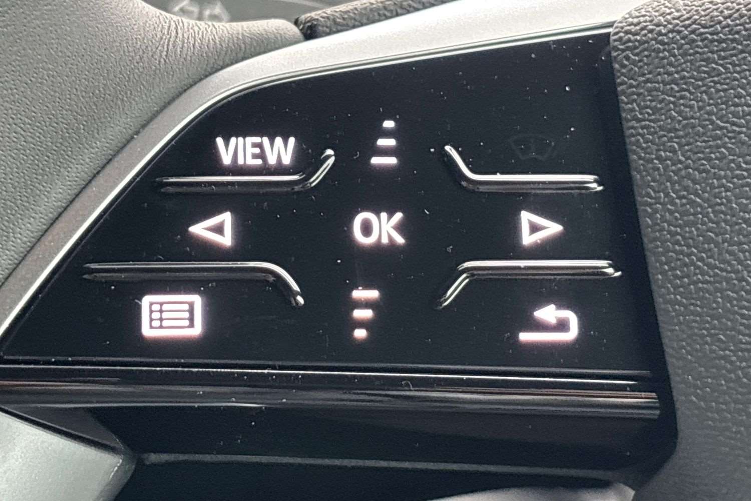 Used Audi Q4 e-tron 2025 for sale - 77772078: Photo 16