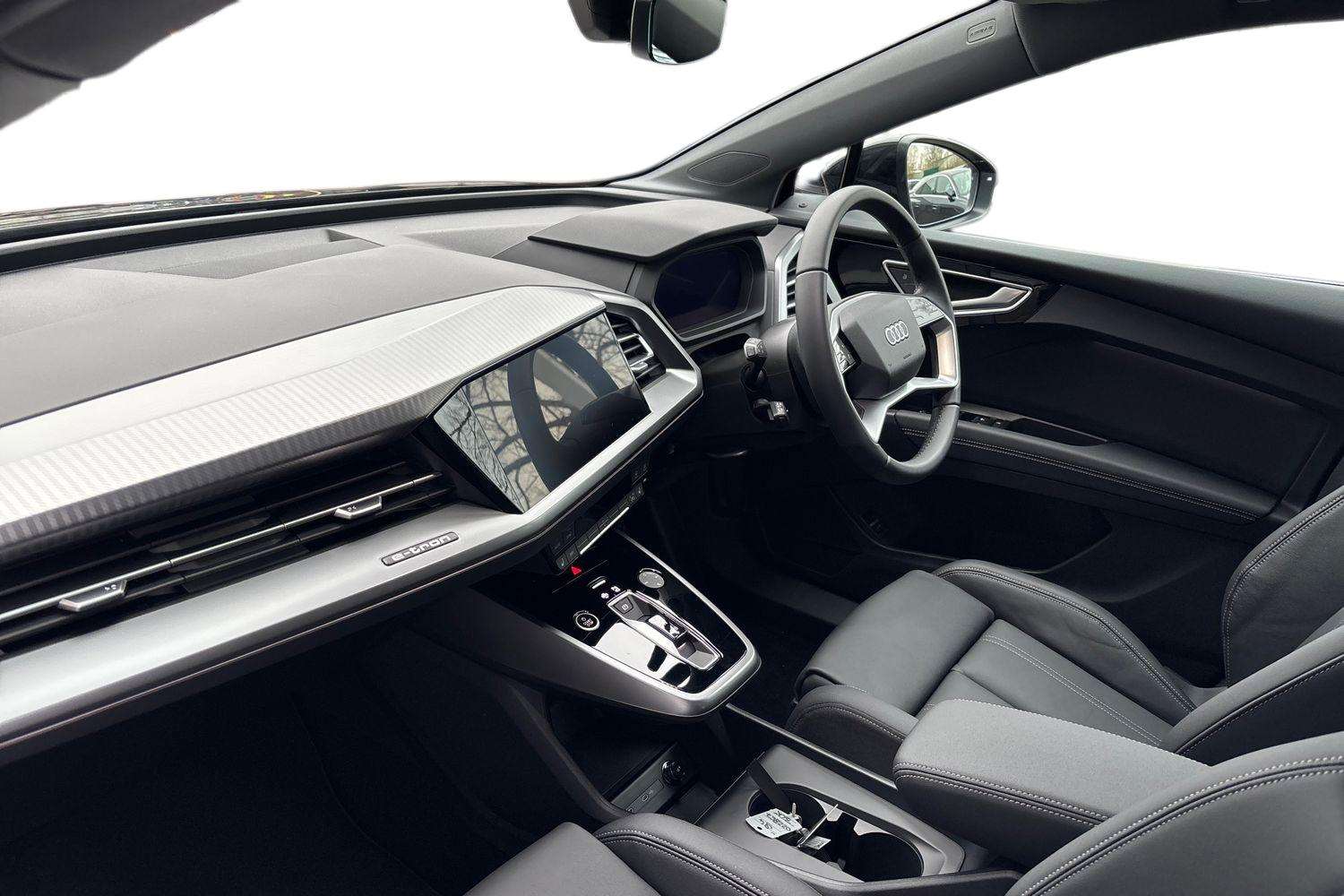 Used Audi Q4 e-tron 2025 for sale - 77772078: Photo 2