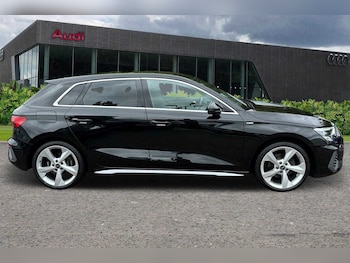 Used Audi A3 2022 for sale - 75480603: Photo
